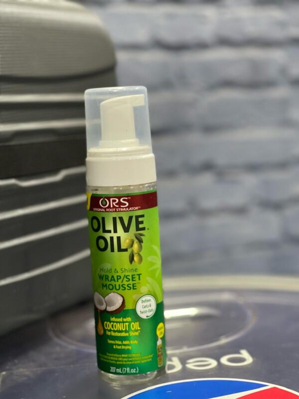 Mousse olive